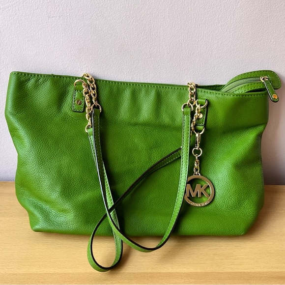 Michael Kors pebbled leather green tote bag EXCELLENT condition - Picture 12 of 16